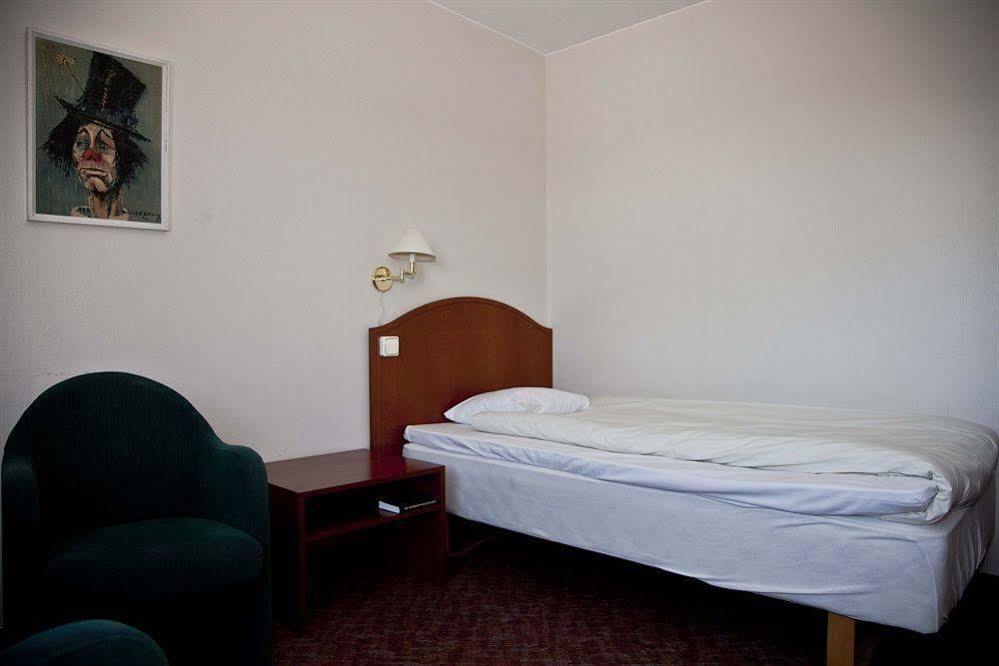 Karlskoga Hotell & Konferens Dış mekan fotoğraf